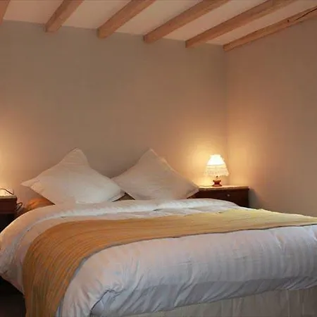 A L'ombre Du Verger Guest house